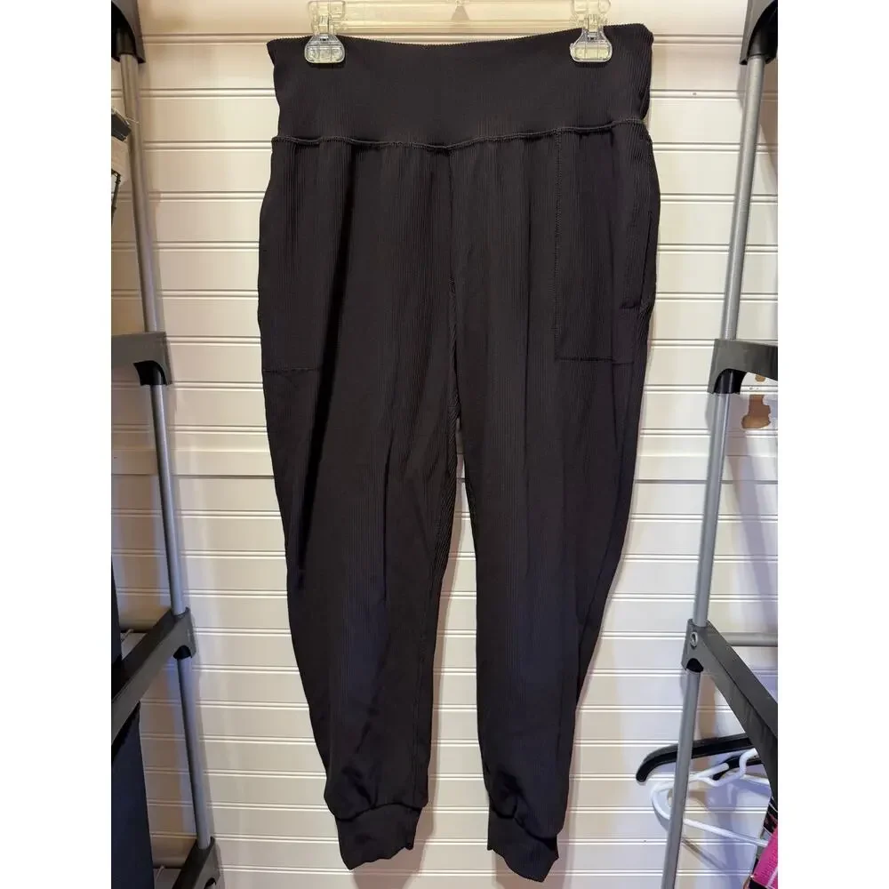 Athleta Salutation High Rise Jogger Size L